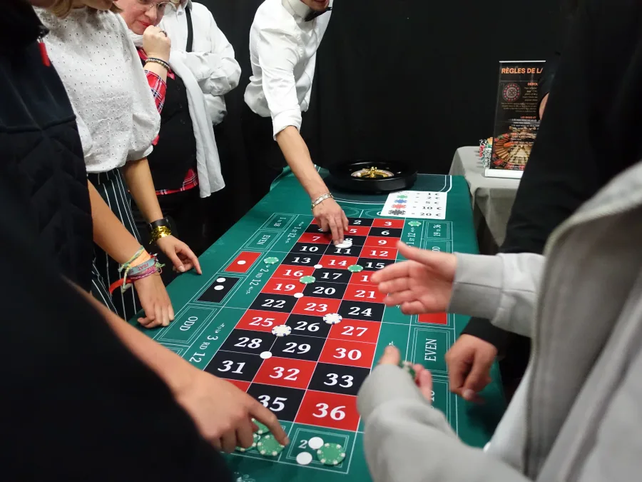 Soirée Casino – Roulette, Blackjack et Poker